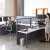VARIDESK Cube Plus 48 Sitz-Steh-Schreibtisch - Steharbeitsplatz Anordnung im Büro